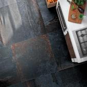 serenissima costruire metallo nero 60x60  ruggine fagyallo beton nagy nagymeretu gres burkolat provance stilus patina modern rozsdas hatasu regies patinans. rusztkius loft nappali haloszoba balaton.jpg